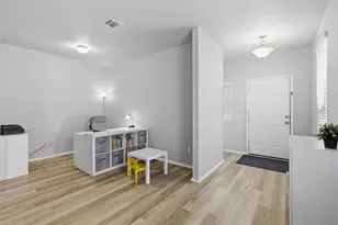 309 La Dera Dr, Liberty Hill, TX 78642 - Photo 7