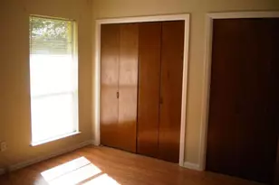 1305 Glenda Dr, Round Rock, TX 78681 - Photo 11