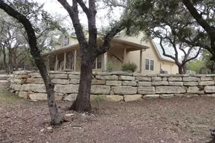 1761 Cottonwood Rd, Fischer, TX 78623 - Photo 3