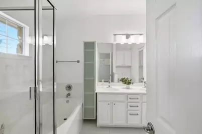 1900 Scofield Ridge Parkway #203, Austin, TX 78727 - Photo 17