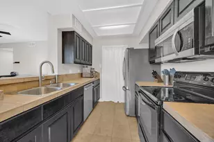 4711 Spicewood Springs Rd, Austin, TX 78759 - Photo 7