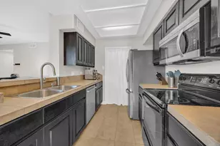 4711 Spicewood Springs Rd, Austin, TX 78759 - Photo 7