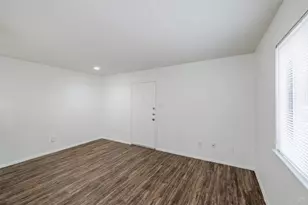 3600 Greystone Dr, Austin, TX 78731 - Photo 7