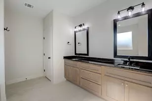 117 Callie St, Smithville, TX 78957 - Photo 25