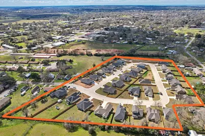 117 Callie Street, Smithville, TX 78957 - Photo 3