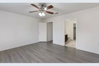 7432 Cayenne Lane, Austin, TX 78741 - Photo 13