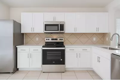 7432 Cayenne Lane, Austin, TX 78741 - Photo 3