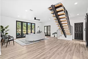 310 Saddle Blanket Dr, Dripping Springs, TX 78620 - Photo 3