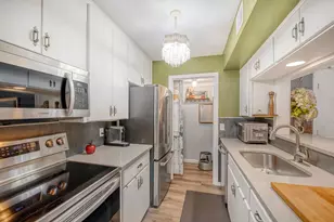 6718 Silvermine Dr, Austin, TX 78736 - Photo 9