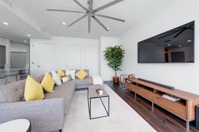 501 West Avenue #1005, Austin, TX 78701 - Photo 9