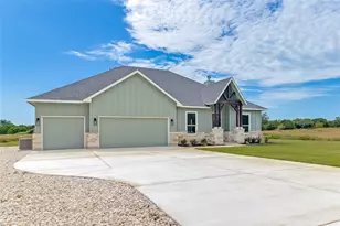 111 Draper Ln, Bertram, TX 78605 - Photo 1