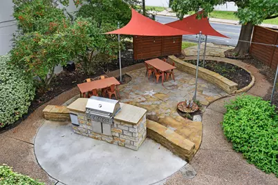 2410 Longview Street #D-204, Austin, TX 78705 - Photo 9