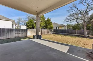 163 Kellogg Ln, Bastrop, TX 78602 - Photo 37