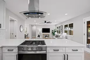 2007 Matthews Ln, Austin, TX 78745 - Photo 15