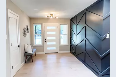 2007 Matthews Lane, Austin, TX 78745 - Photo 5