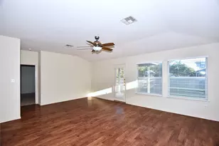 3305 Stonewall Dr, Round Rock, TX 78681 - Photo 9
