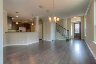 405 S Meadowlark St, Lakeway, TX 78734 - Photo 11