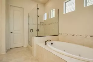 12912 Schleicher Trail, Austin, TX 78732 - Photo 21