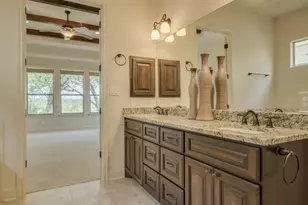12912 Schleicher Trail, Austin, TX 78732 - Photo 23