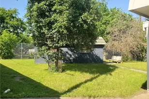 302 Carmen Ct, Austin, TX 78752 - Photo 5