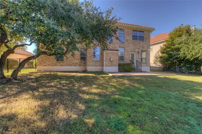 11209 Woodland Hills Trail, Austin, TX 78732 - Photo 19