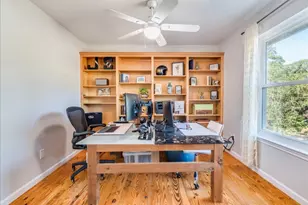 171 N Pin Oak Crossing, Elgin, TX 78621 - Photo 27