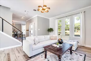 171 N Pin Oak Crossing, Elgin, TX 78621 - Photo 9