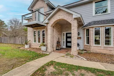 171 N Pin Oak Crossing, Elgin, TX 78621 - Photo 3