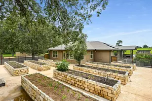 350 Young School House Rd, Smithville, TX 78957 - Photo 21
