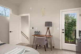 1105 S Meadows Dr, Austin, TX 78758 - Photo 5