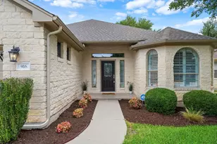916 Heritage Oaks Bend, Georgetown, TX 78633 - Photo 3