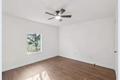 385 Alta Vista Drive, Bastrop, TX 78602 - Photo 15