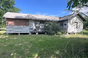 241 N Lucy St, Bartlett, TX 76511 - Photo 7