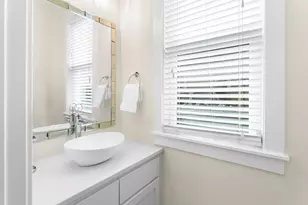 1609 W 8th St, Austin, TX 78703 - Photo 9