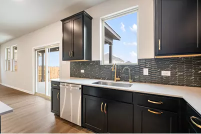 156 Jans Way, Georgetown, TX 78626 - Photo 17