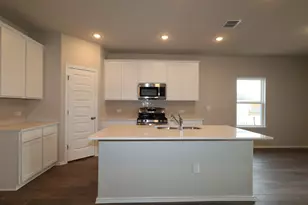 4521 Bridal Veil Dr, Austin, TX 78747 - Photo 7