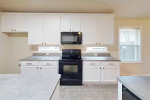 2816 Mission Tejas Dr, Pflugerville, TX 78660 - Photo 7