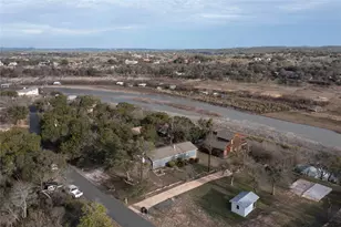 25409 Pedernales Point Dr, Spicewood, TX 78669 - Photo 37