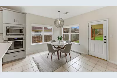 11200 Savin Hill Lane, Austin, TX 78739 - Photo 11