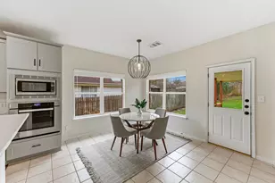 11200 Savin Hill Ln, Austin, TX 78739 - Photo 11