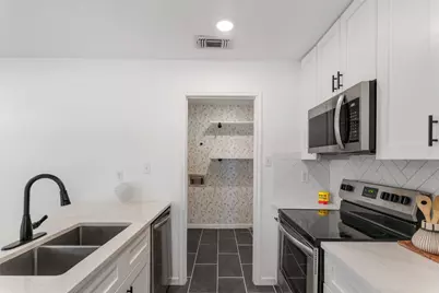 607 Magnolia Street, Bastrop, TX 78602 - Photo 13