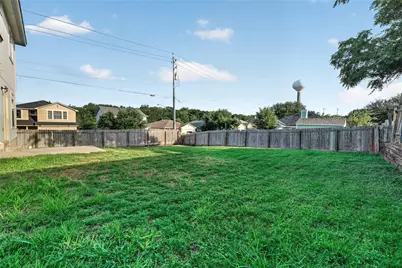 15217 Bullace Street, Austin, TX 78724 - Photo 33