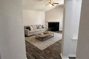 701 Los Robles Rd, Leander, TX 78641 - Photo 5
