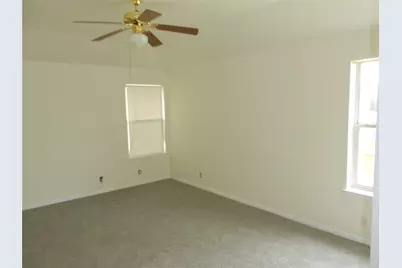 701 Los Robles Road, Leander, TX 78641 - Photo 21