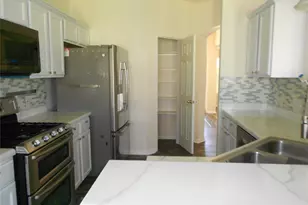 701 Los Robles Rd, Leander, TX 78641 - Photo 17