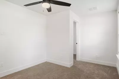 404 E Wolf Street, Granger, TX 76530 - Photo 23