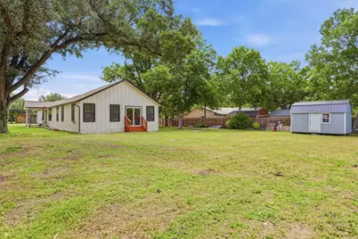 404 E Wolf Street, Granger, TX 76530 - Photo 39