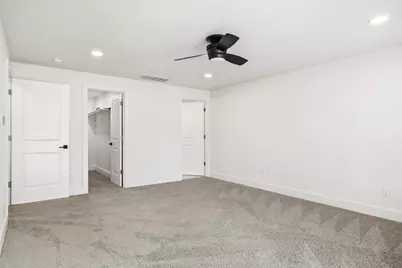 404 E Wolf Street, Granger, TX 76530 - Photo 31