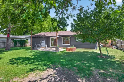 1411 Gilmore Street, Taylor, TX 76574 - Photo 35