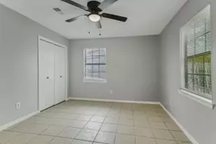 403 Edmond St, Taylor, TX 76574 - Photo 3